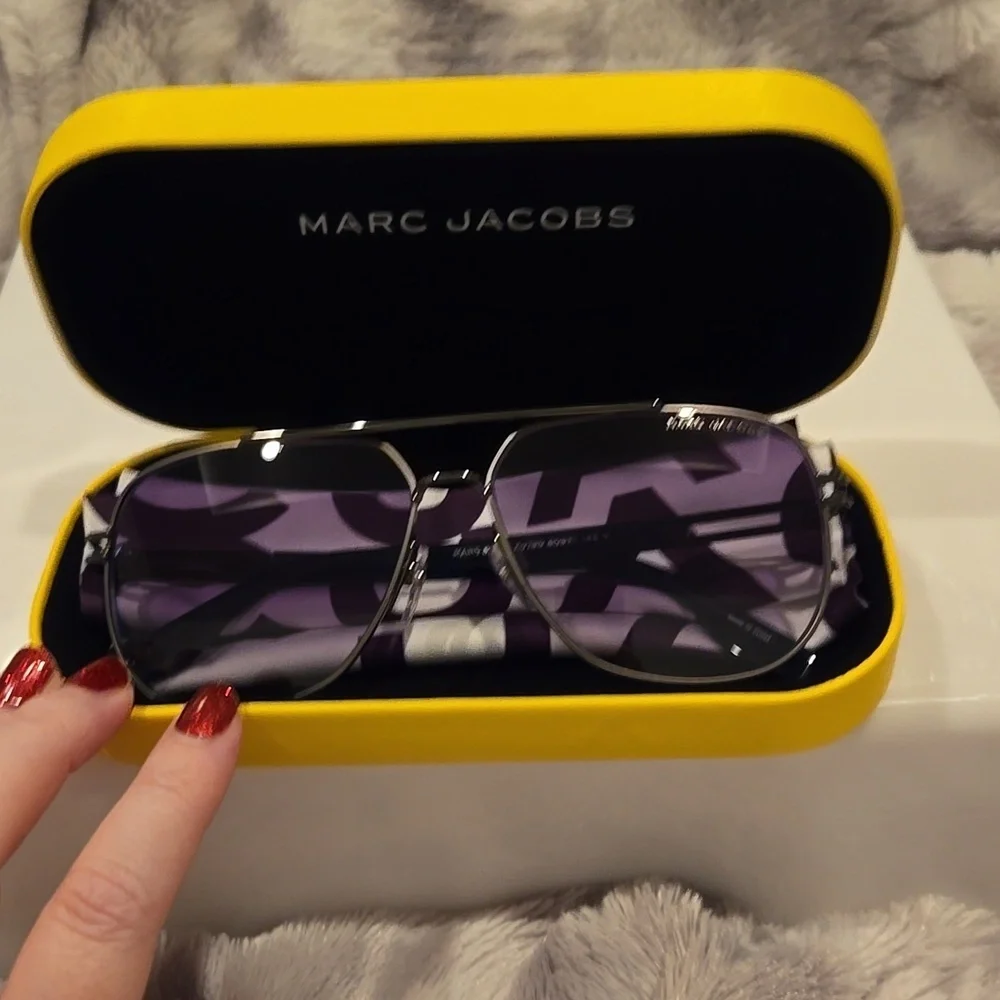 Marc Jacobs Aviator Sunglasses Brand New In Case